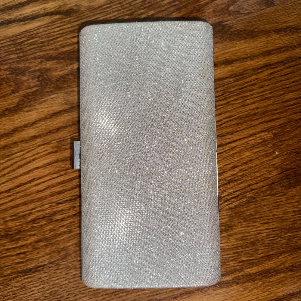 Chic Silver Glitter Clutch